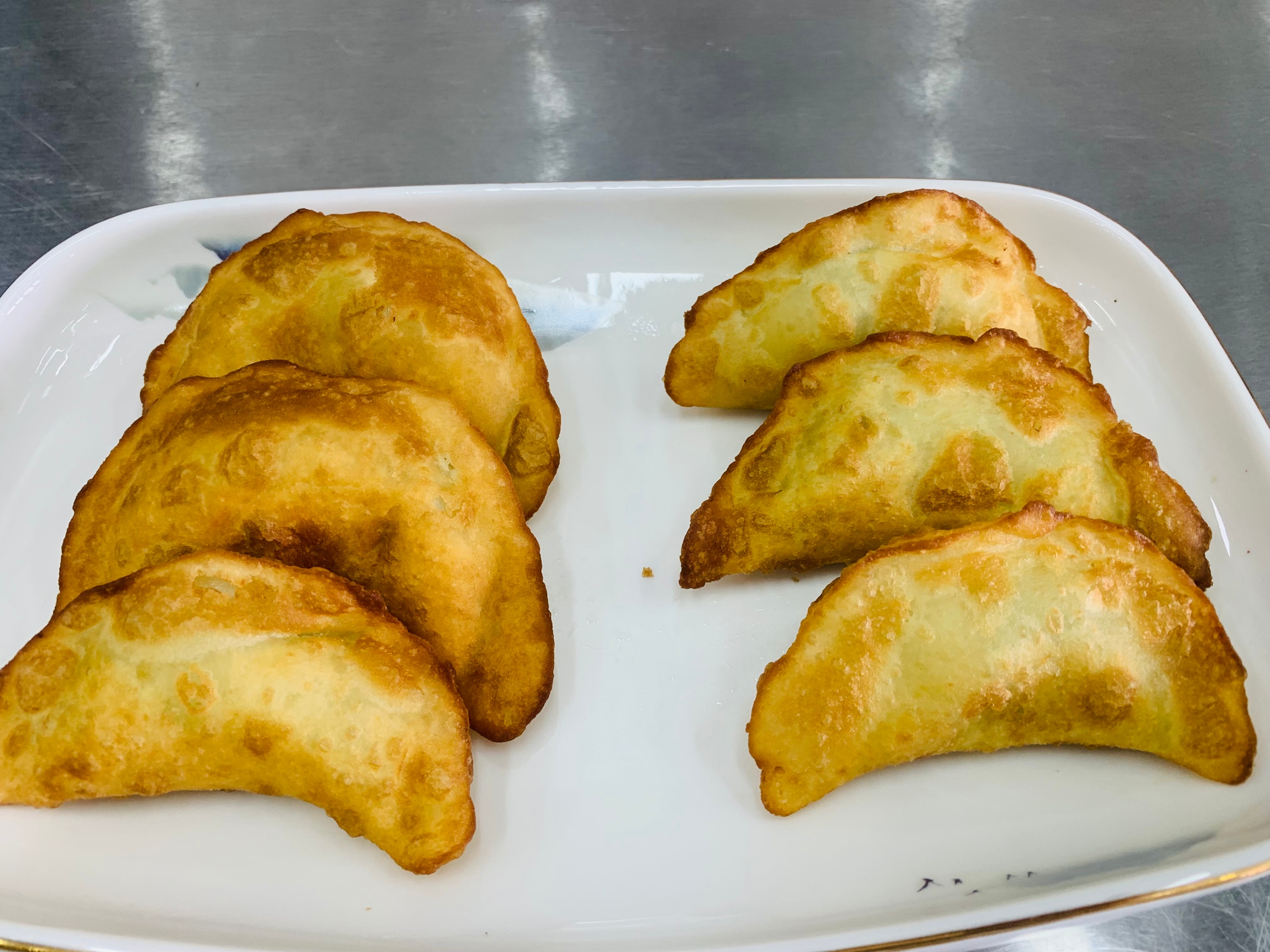 鴻宸公司開展端午炸菜角活動(dòng) 